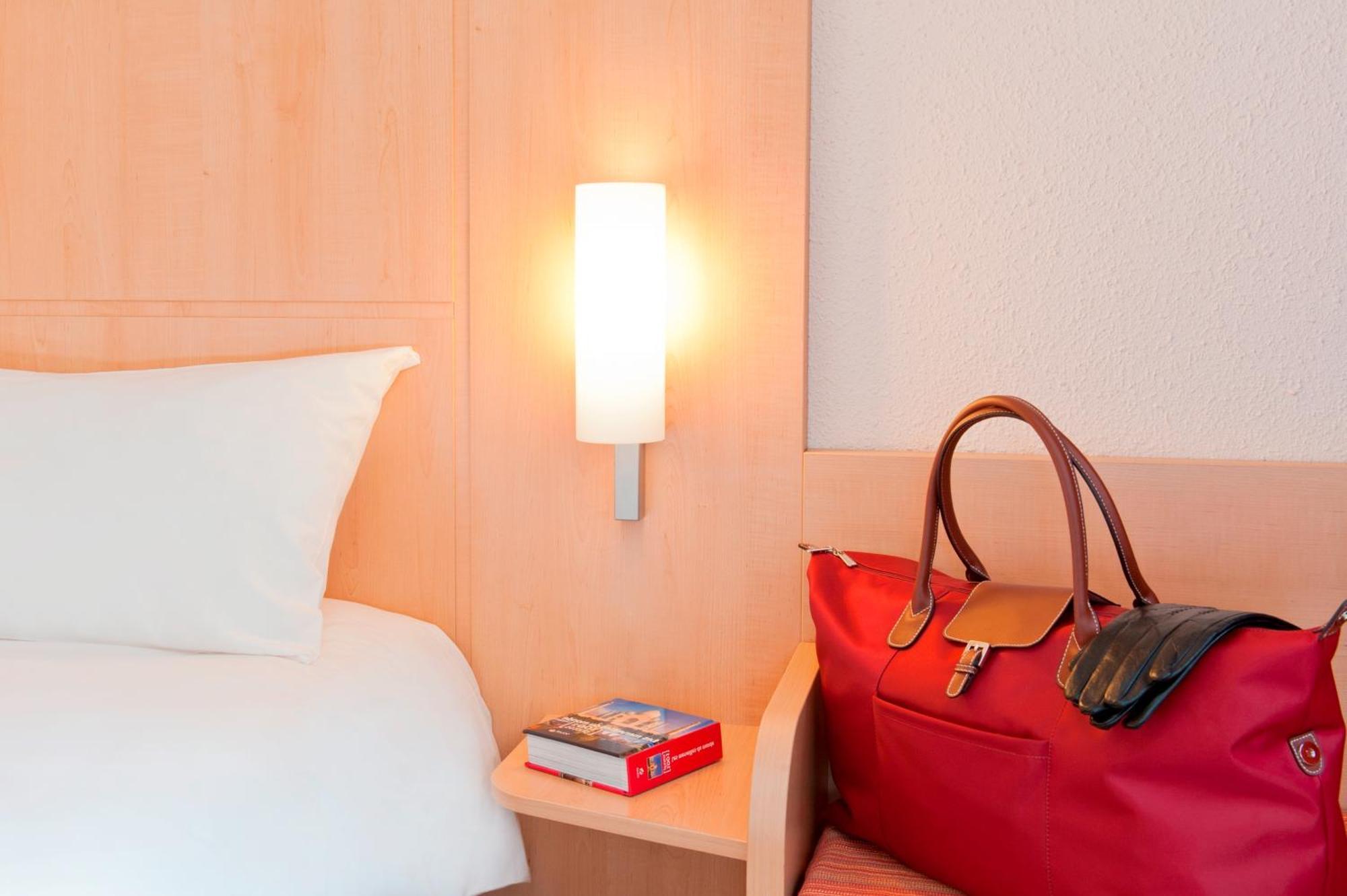 Ibis Lille Centre Gares Quarto foto